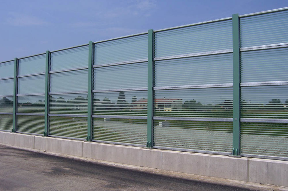 Barriera antirumore in vetro